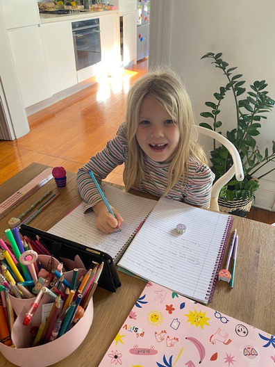 Journalist Brooke Campbell shares photo of daughter doing homework in Sydney's lockdown