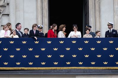 STOCKHOLM, SWEDEN - APRIL 30: Princess Madeleine, Princess Leonore, Christopher O'Neill, Prince Oscar, Crown Princess Victoria, Prince Nicolas, Princess Estelle, King Carl (Photo by Michael Campanella/Getty Images)
