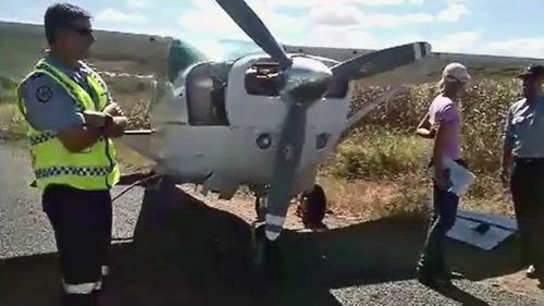 The pilot was praised for the safe landing. (9NEWS)