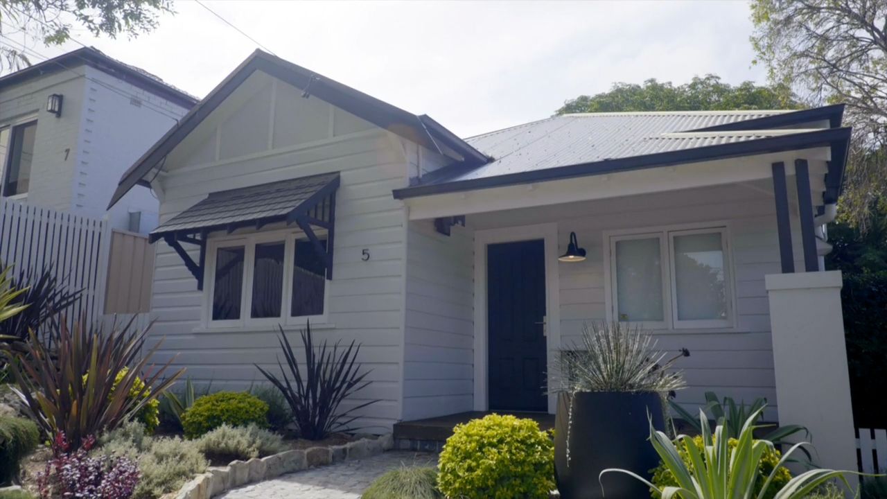 Dream Homes Revealed Season 3 Ep 8 Cute and Compact, Watch TV Online