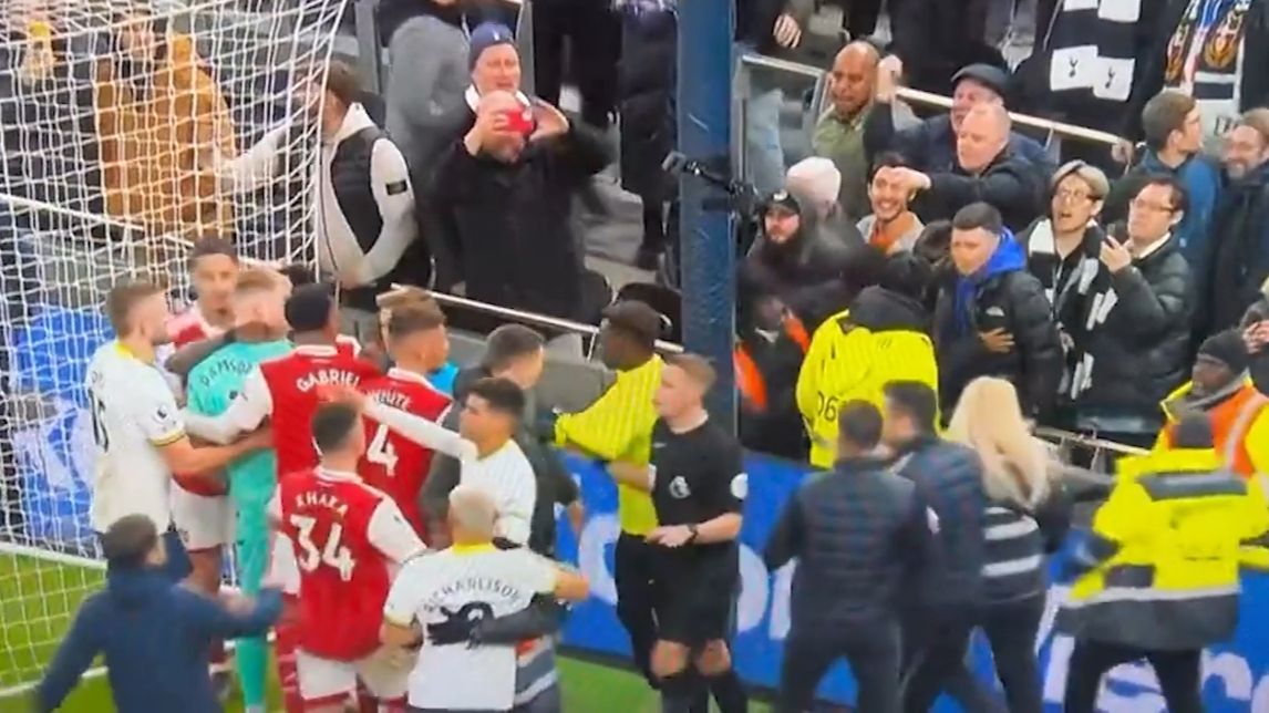 'Unacceptable behaviour': Spectator aims kick at Arsenal goalkeeper after EPL game