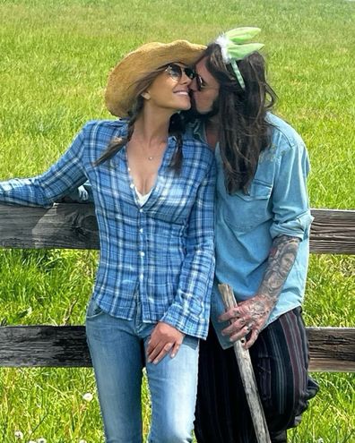 Elizabeth Hurley, Billy Ray Cyrus