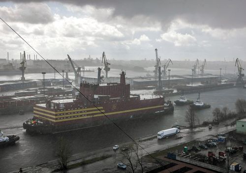 The 'Akademik Lomonosov, the world'€™s first floating nuclear power plant, leaves St. Petersburg,  The plant, owned and operated by Russian state controlled nuclear giant Rosatom, will pass through Estonian, Danish, Swedish and Norwegian waters towards Murmansk.