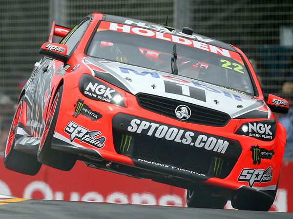 Courtney marks V8s return with win
