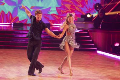 Robert Irwin and Witney Carson dance in the 2025 finale of US Dancing With The Stars, November 25, 2025