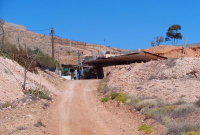 South Australian Coober Pedy Dugout S Dirt Cheap Price Attracts Buyers
