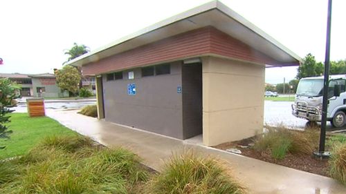 The toilet block at Clyde Street park in Bateman's Bay. (9NEWS)