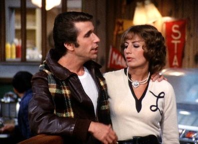 Henry Winkler and Penny Marshall in 'Happy Days'