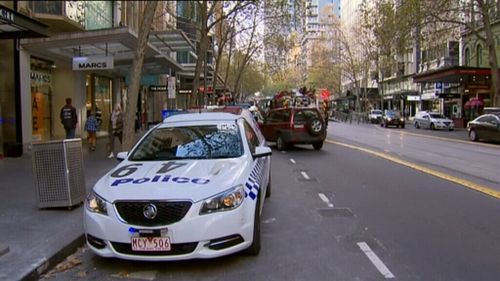 The man's attacker remains on the run. (9NEWS)