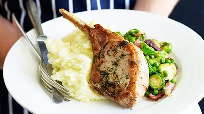 <a href="http://kitchen.nine.com.au/2016/05/19/15/01/pork-cutlets-with-bacon-brussels-sprouts-and-peas" target="_top">Pork cutlets with bacon, Brussels sprouts and peas<br>
</a>