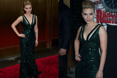 Talk about bling! ScarJo wore a sequined Elie Saab number to the 64th Tony Awards.