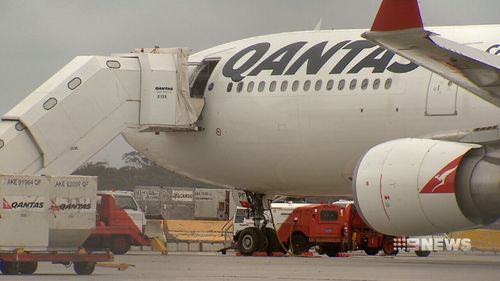 The plane landed safely in Melbourne. (9NEWS)