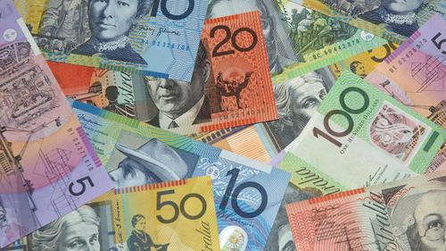 The amount of cash in circulation remains high, the Reserve Bank of Australia says.