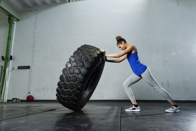 <strong>Strongman/woman training</strong>