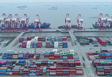 The world's busiest container port, Port of Shanghai, is situated on which river?