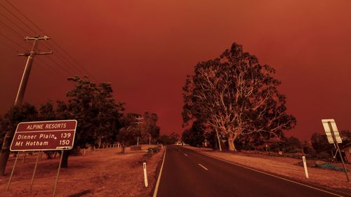 The sky turns red from the fires in Omeo on January 04, 2020 in Bruthen Australia.Evacuations Continue Across East Gippsland As State Of Disaster Is Declared