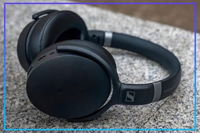 9PR: Sennheiser Noise Cancelling Wireless Headphones HD 450SE Special Edition, Black