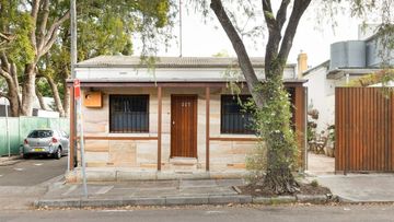 Tiny cottage Sydney Newtown NSW sells for $1.5 million 