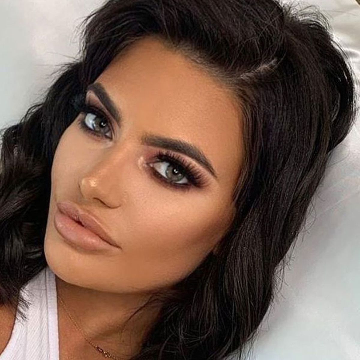 Love Island UK: Megan Barton-Hanson posts nude picture to show off her  rolls