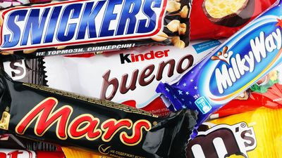 The Healthiest Candy Bars, Ranked By Nutritionists