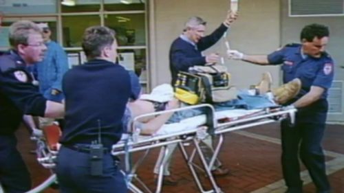 Emergency services at Geelong Mall shortly after the stabbing. (9NEWS)