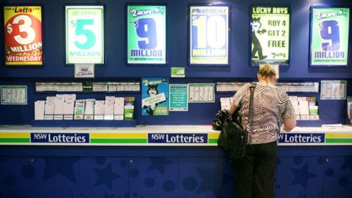 Newsagents under threat as supermarkets bid for NSW lottery ticket rights