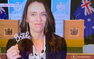 Jacinda Ardern accepts hilarious hens party gift from breakfast show hosts.