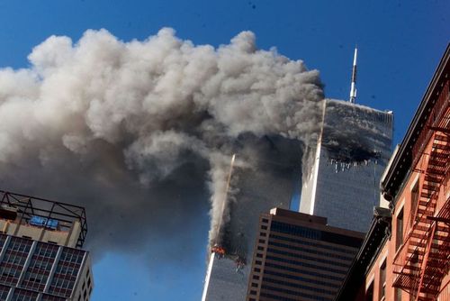 Une photo d'archive des attentats du 11 septembre contre les Twin Towers à New York.  (PA)