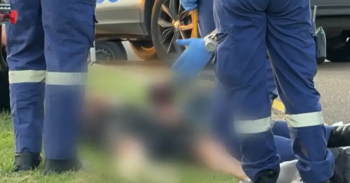 Driver allegedly struck teenage e-bike rider in Sydney before driving off