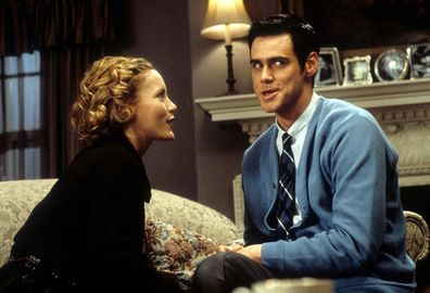 Leslie Mann and Jim Carrey in a scene from the film 'The Cable Guy', 1996. 