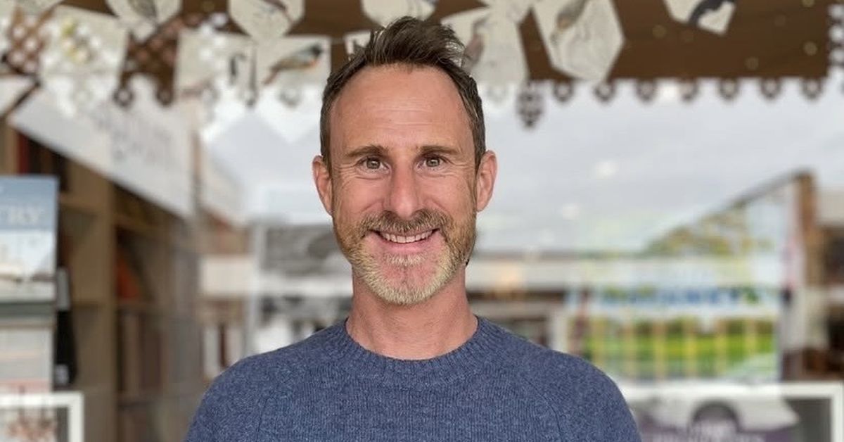 Author Craig Silvey admits child exploitation crimes