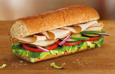 Subway: 6" Turkey Sub on Wholewheat - 263 calories