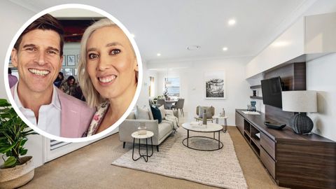 Osher Gunsberg and his wife Audrey Griffen have sold their Bronte investment apartment.