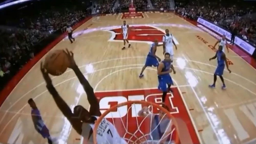 NBA: Maker makes pre-season debut with vicious dunk 
