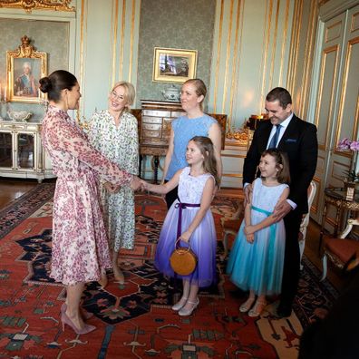 Crown Prince Victoria with Emilia and her family.