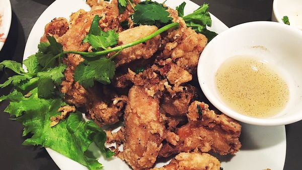 Phnom Penh seasoned chicken wings (Daphne Yen/Facebook)