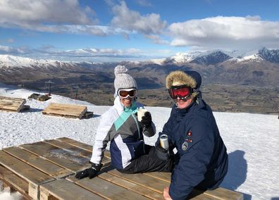 Coronet Peak, drinks at the top of the mountain.