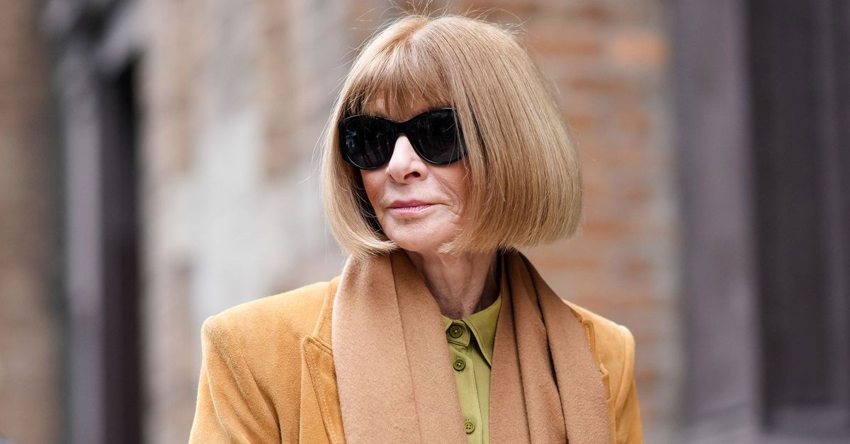 Anna Wintour stepping down as Vogue editor-in-chief