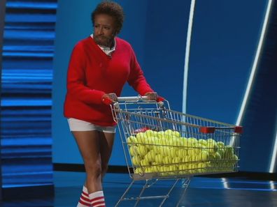 Wanda Sykes dresses as Richard Williams during the 2022 Oscars