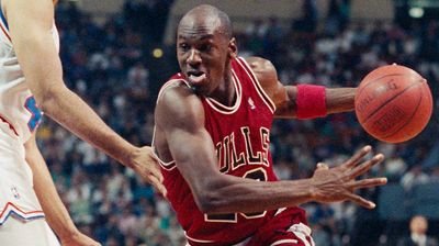 5. Michael Jordan - 32,292