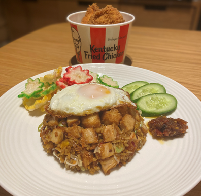 Dan Hong KFC Zinger nasi goreng