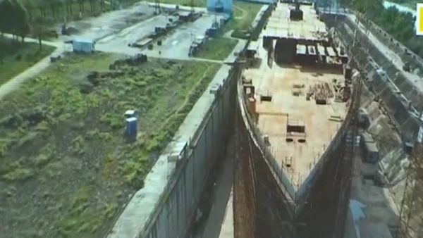 Titanic replica under construction in China