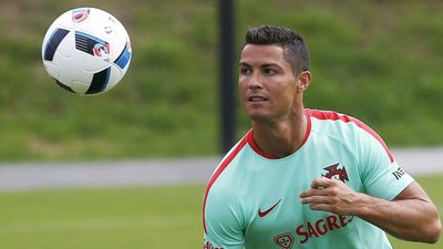 Ronaldo going stag?