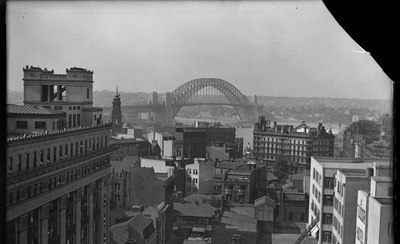 Sydney Harbour Bridge: 1933