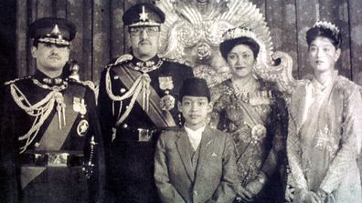 The Nepalese Royal Family, left to right, Nepalese Crown Prince Dipendra, King Birendra, Prince Nirajan, Queen Aishworya and Princess Shruti, circa 1990.