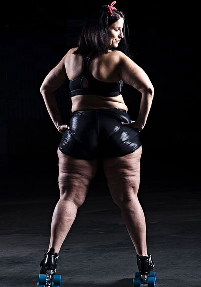 Italian Booty Queen, 34, Southern Illinois Roller Girls