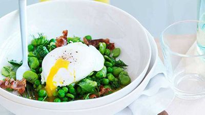 <a href="http://kitchen.nine.com.au/2016/05/16/15/21/broad-bean-crisp-pancetta-and-poached-egg-salad" target="_top">Broad bean, crisp pancetta and poached egg salad</a> recipe