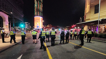 Riots break out in Perths CBD on Australia day
