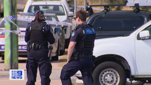 Woman's body found at scene of grass fire south of Brisbane