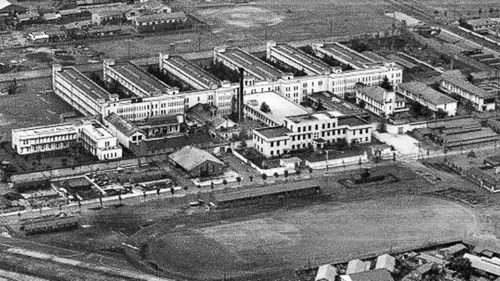 Sugamo Hapishanesi, 1945 sonrası birçok Japon savaş suçlusuna ev sahipliği yaptı.